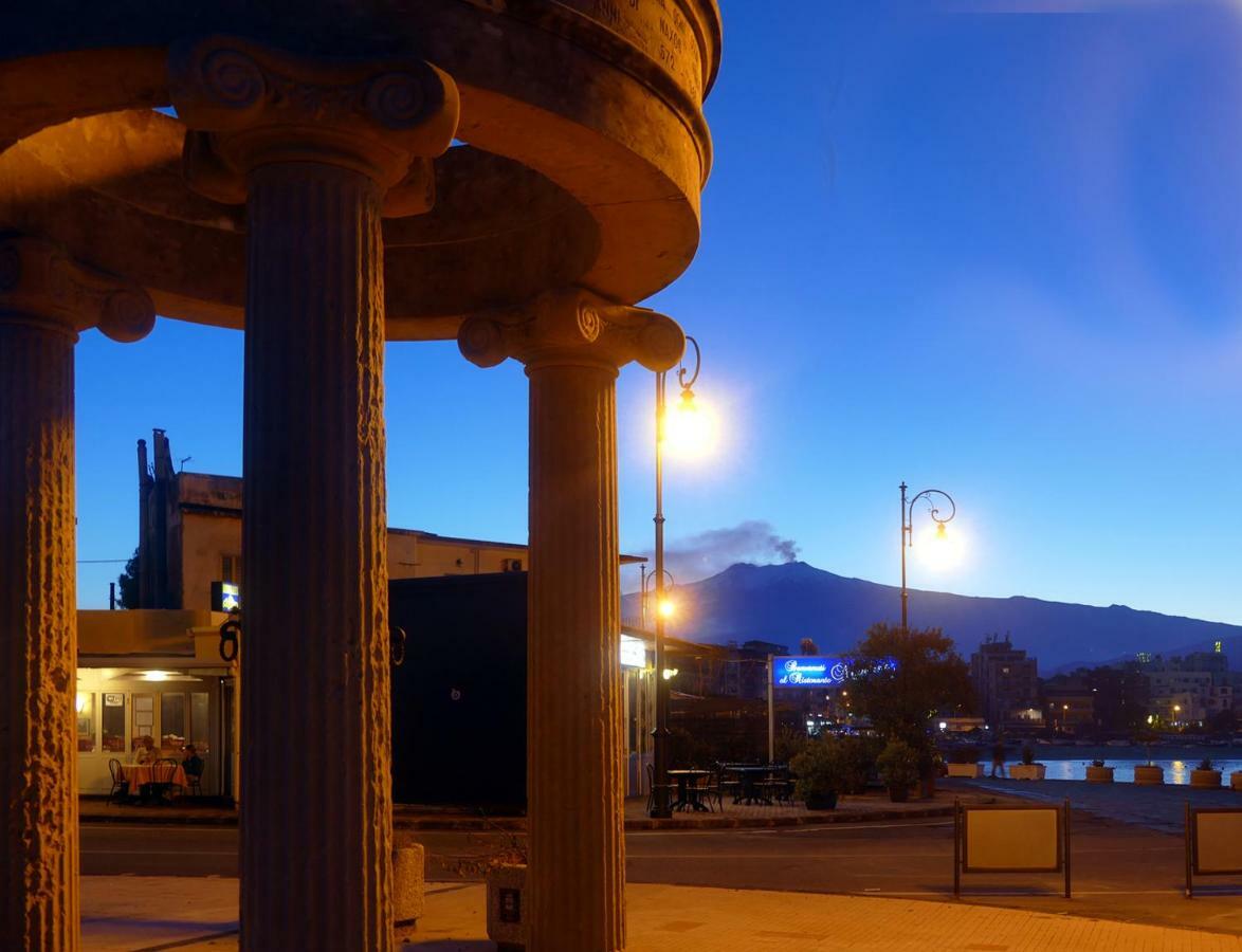 Hippocampus B&B Giardini-Naxos Exterior foto