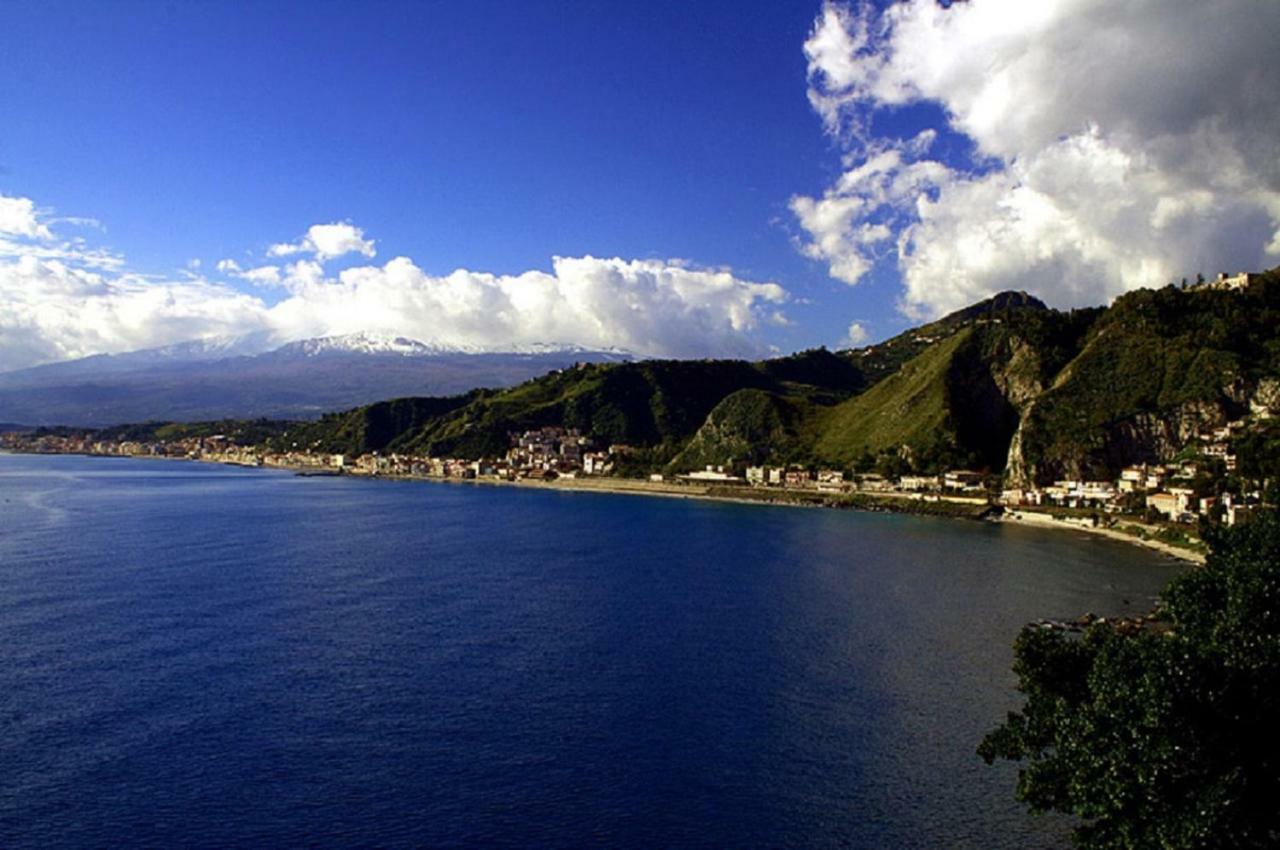 Hippocampus B&B Giardini-Naxos Exterior foto