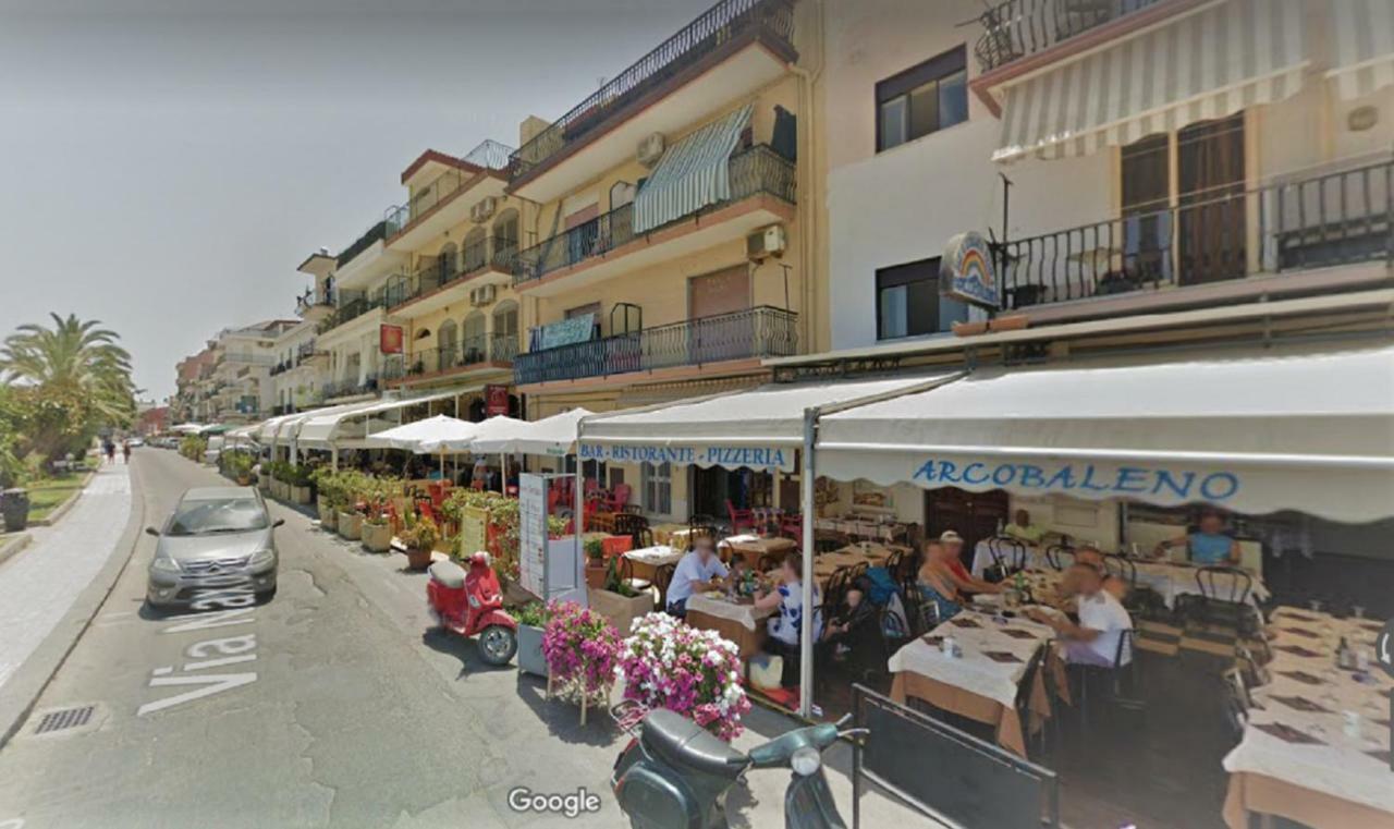 Hippocampus B&B Giardini-Naxos Exterior foto